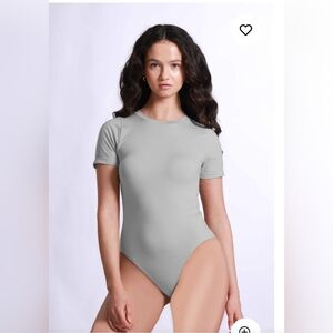 Gray Astro Remiges ShapeLite Short Sleeve Bodysuit Size S